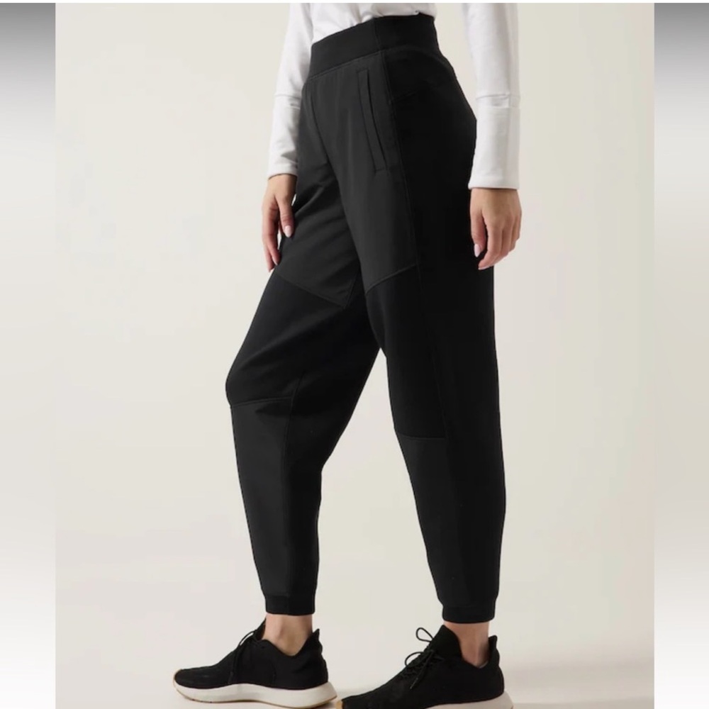 Athleta Get Set Hybrid Jogger